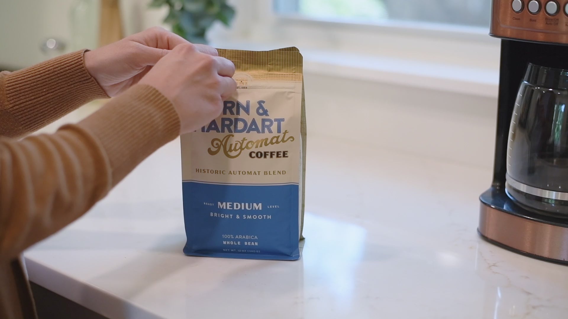 Brewing Medium Roast Whole Bean Horn and Hardart Coffee